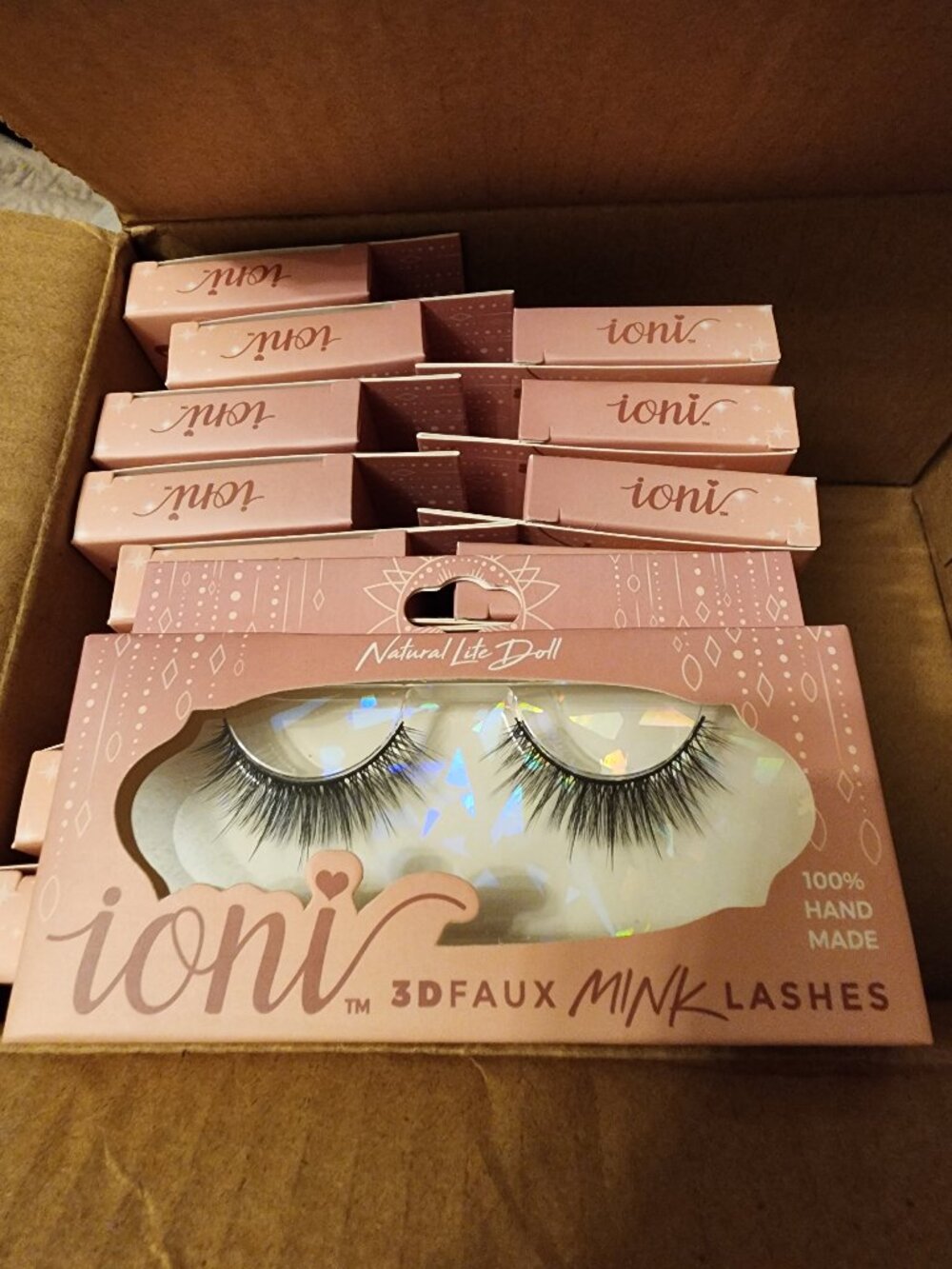 16 sets of ioni 3D Faux Mink Lashes